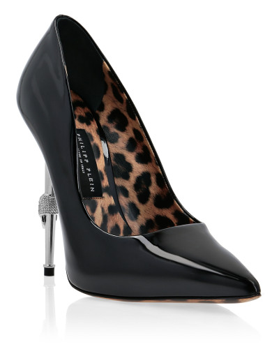 Skull Heel Patent Leather Pumps