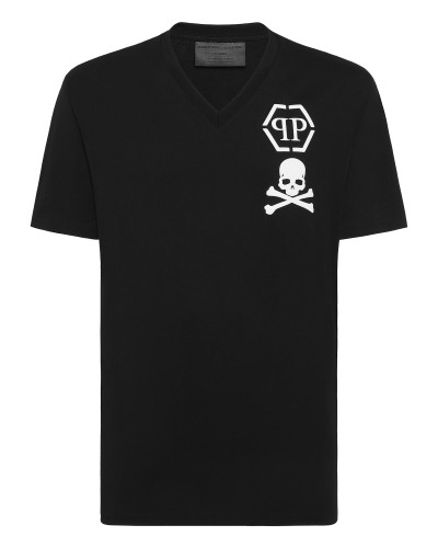V-Neck T-Shirt Logo Skull