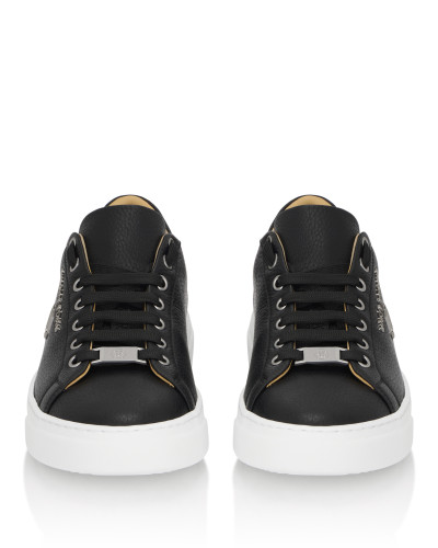 Leather Lo-Top Sneakers Hexagon