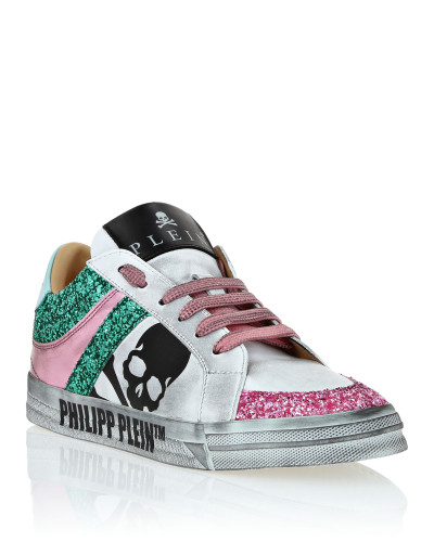 Leather Lo-Top Sneakers Skull with Crystals