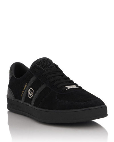 Low-Top Sneakers Retro Rebel