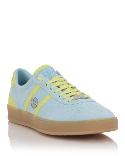 Low-Top Sneakers Retro Rebel