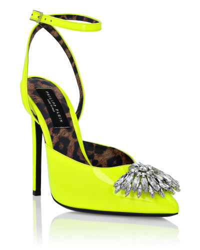 Patent Leather Decollete Hi- Heels Brooches