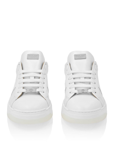 Leather Lo-Top Sneakers Monogram