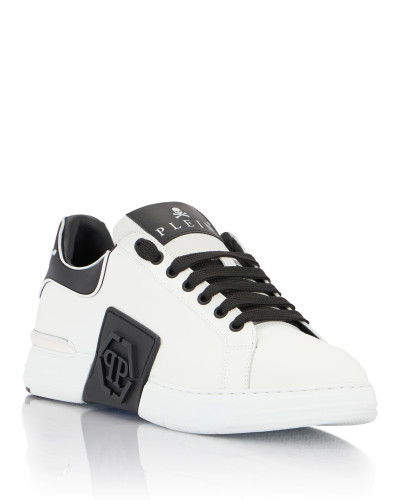 Low-Top Sneakers Phantom Kick$