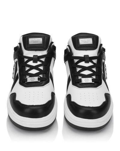 Low-Top Sneakers SK8R