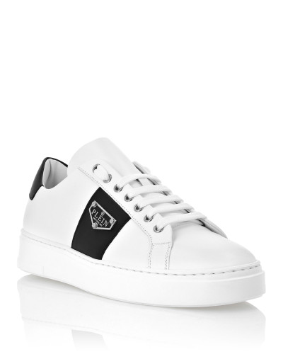 Lo-Top Sneakers Triangle Plein
