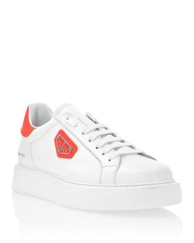 Low-Top Sneakers Titan Plein
