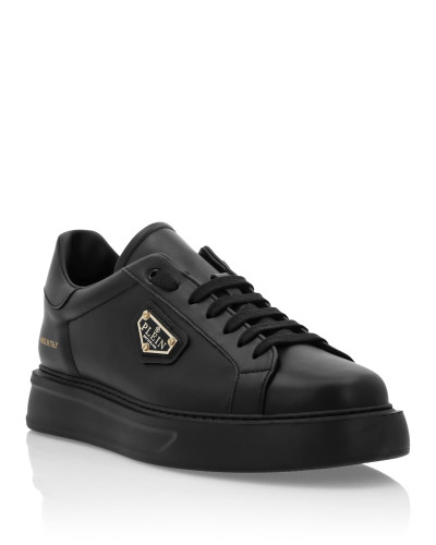 Low-Top Sneakers Titan Plein